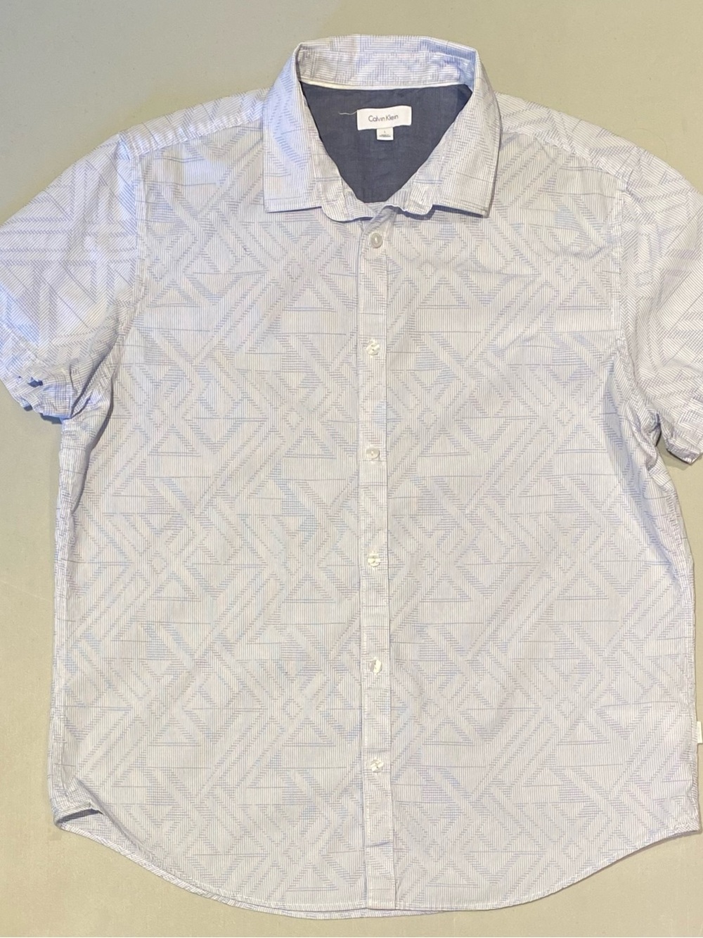 Calvin Klein Men's White Short-Sleeve Geometric Button-Down Shirt, size L